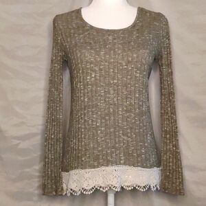 Green Living Doll Blouse With Lace Hemline